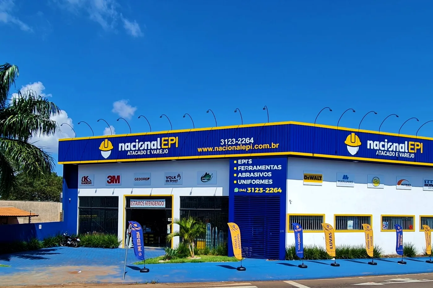 Fachada da loja Nacional EPI em Maringá, atacado e varejo
